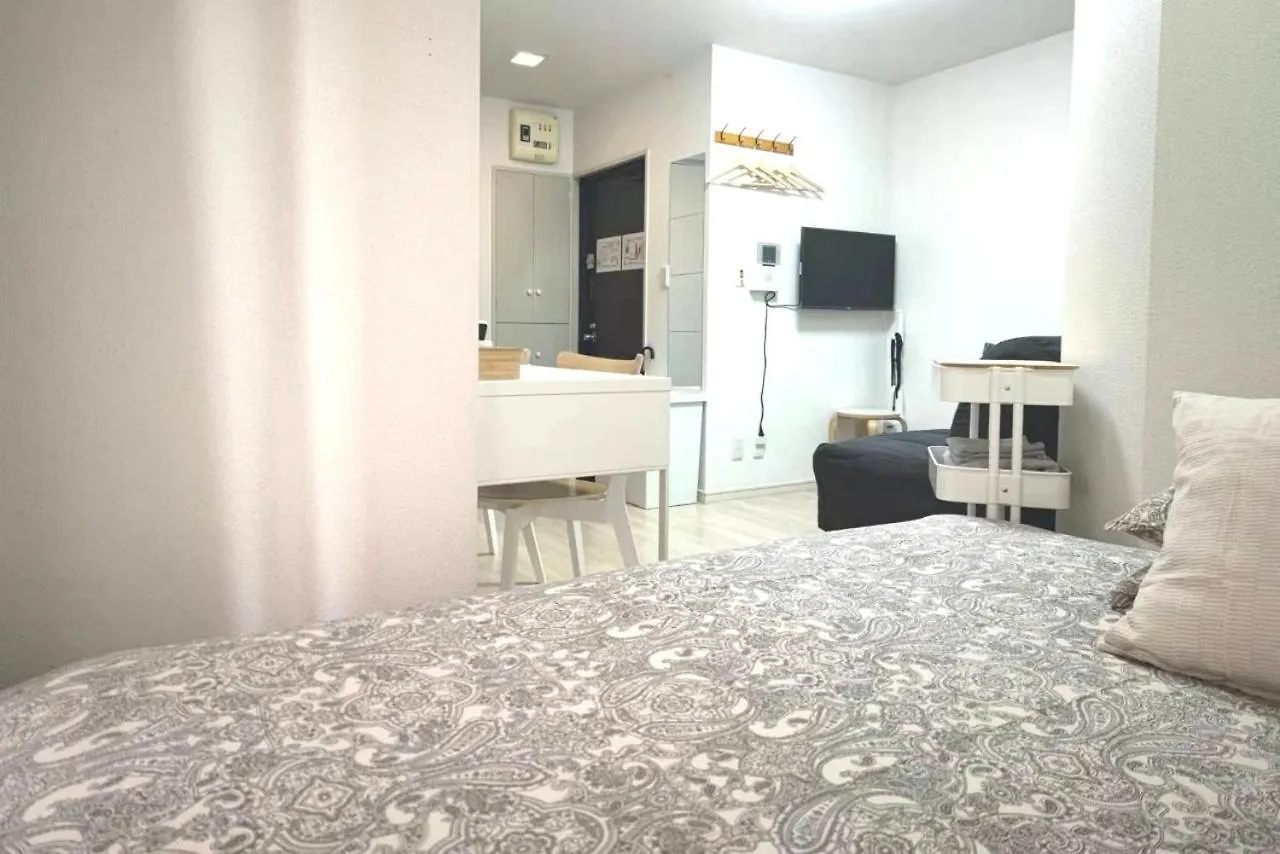 Lx -- Self Check-In -- Room Number & Password Is In The Following Email Tokyo Apartment